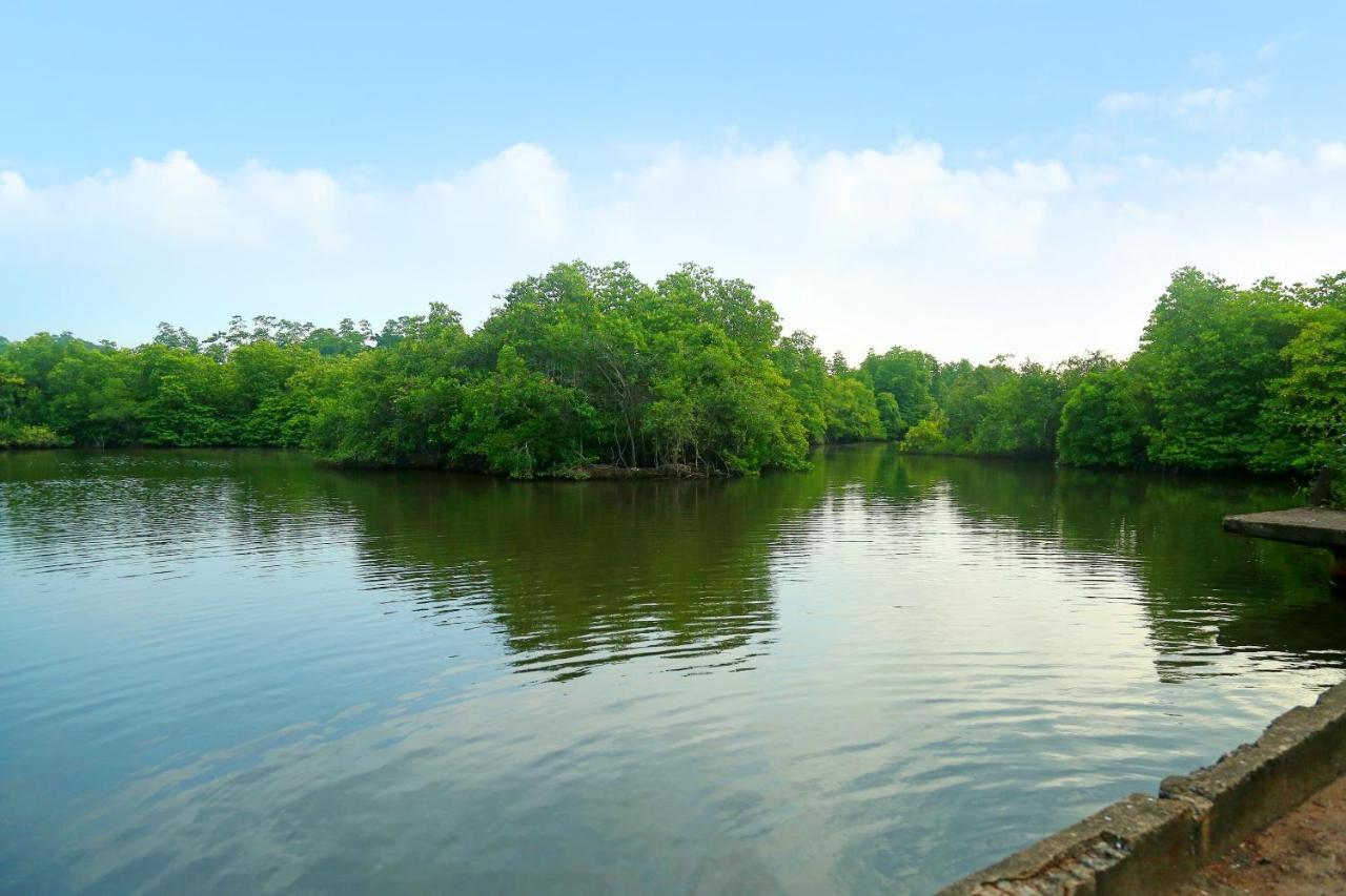 Global Lake Villa Hikkaduwa Exterior photo